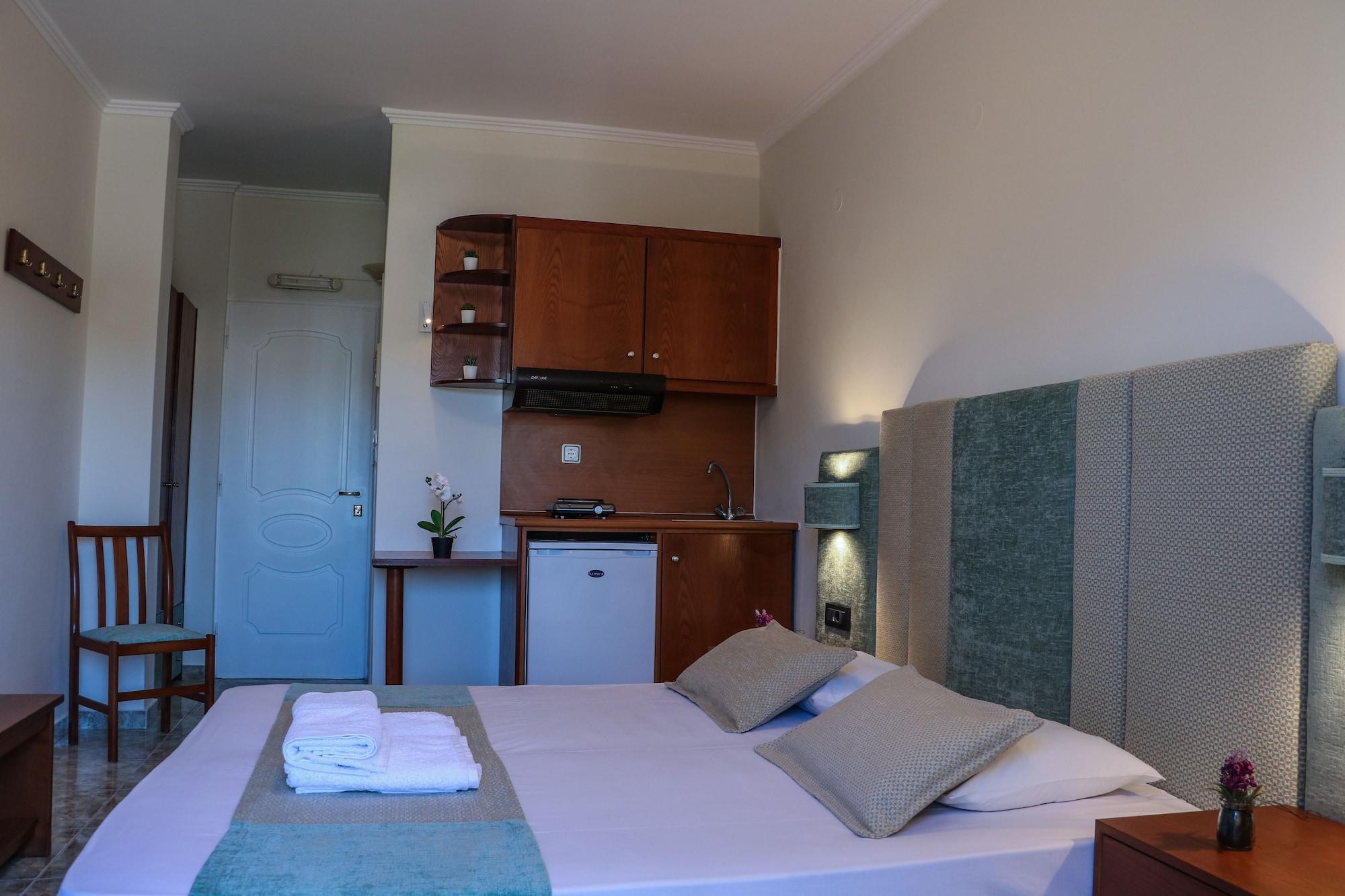 Hotel Dionysis Studios Adamantas Exterior photo