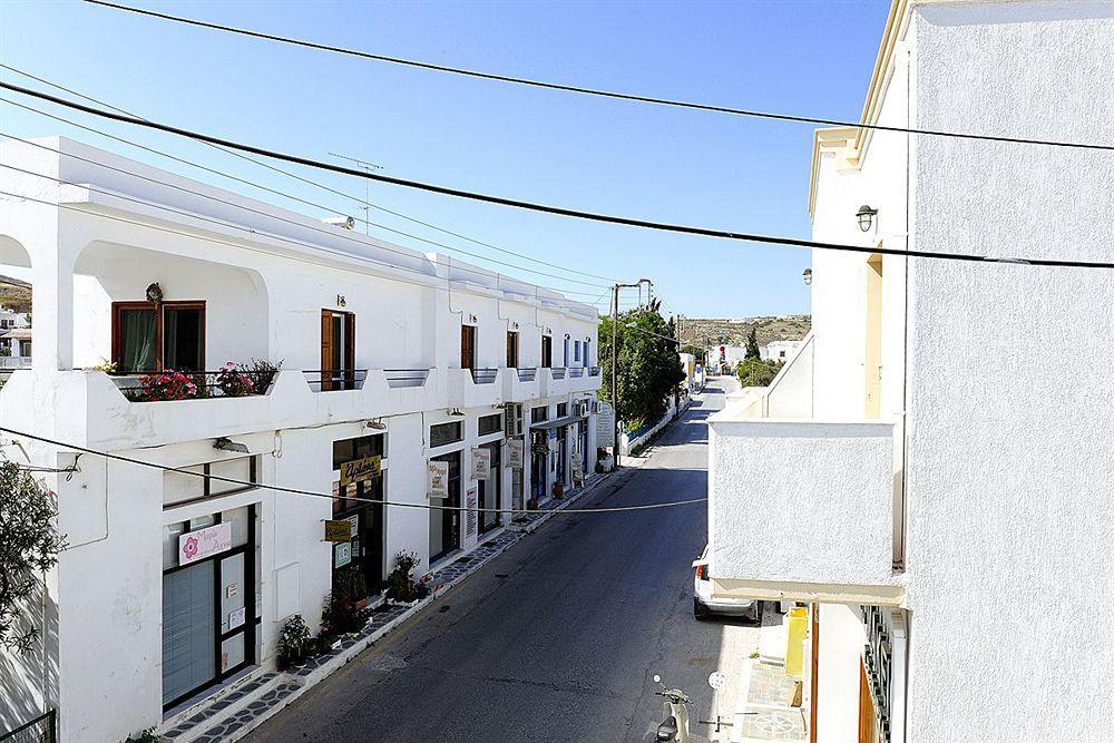 Hotel Dionysis Studios Adamantas Exterior photo