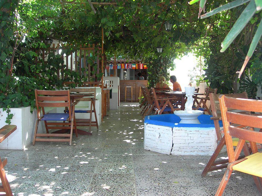 Hotel Dionysis Studios Adamantas Exterior photo