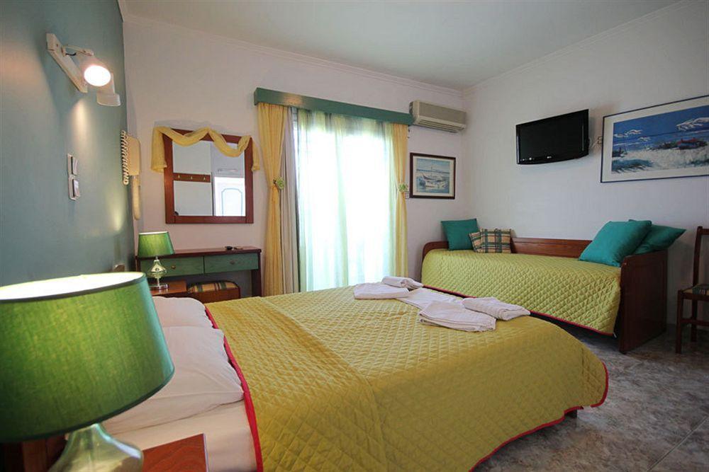 Hotel Dionysis Studios Adamantas Exterior photo