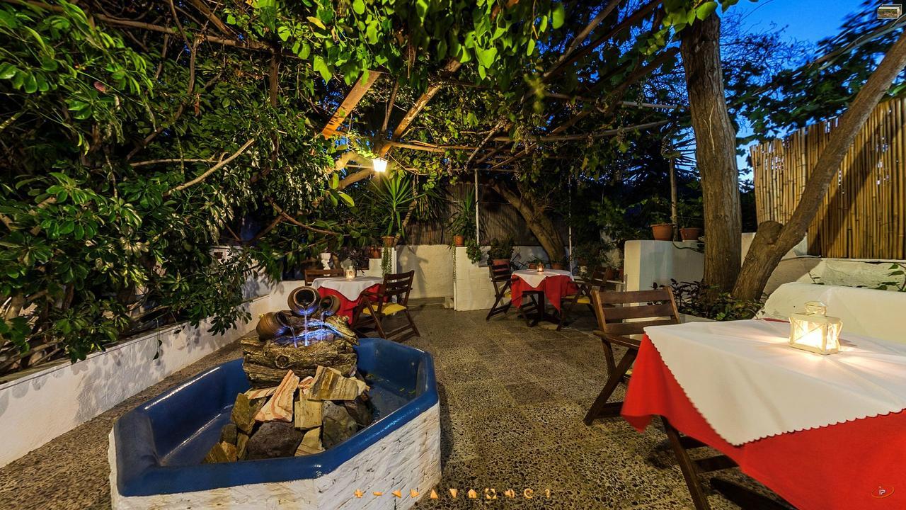 Hotel Dionysis Studios Adamantas Exterior photo