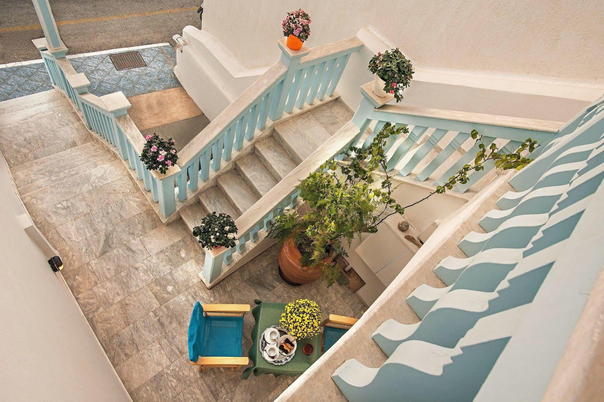 Hotel Dionysis Studios Adamantas Exterior photo